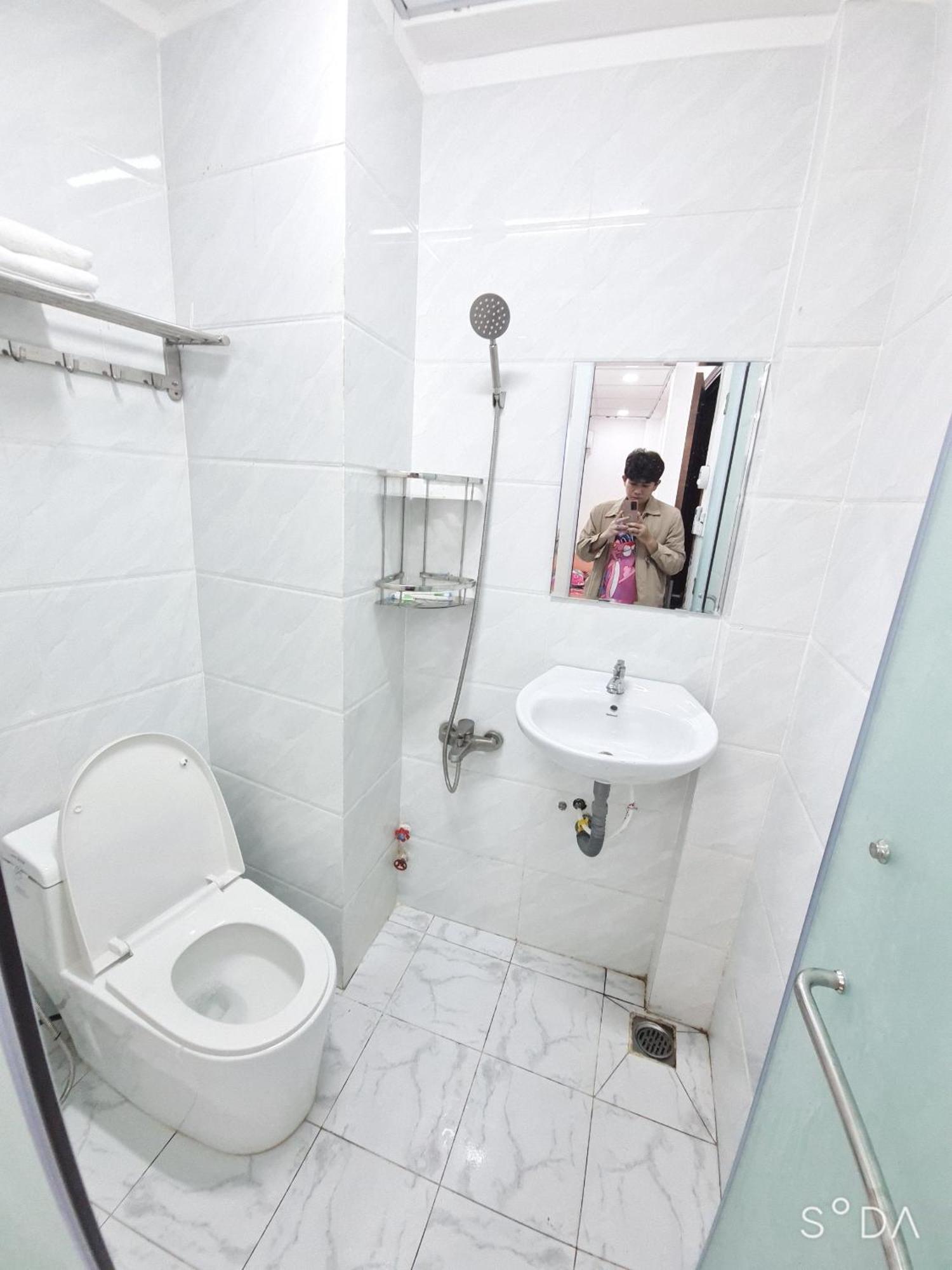 The Hidden Hogwarts - Nearly Bui Vien Walking Street Aparthotel Ho Chi Minh-byen Eksteriør bilde