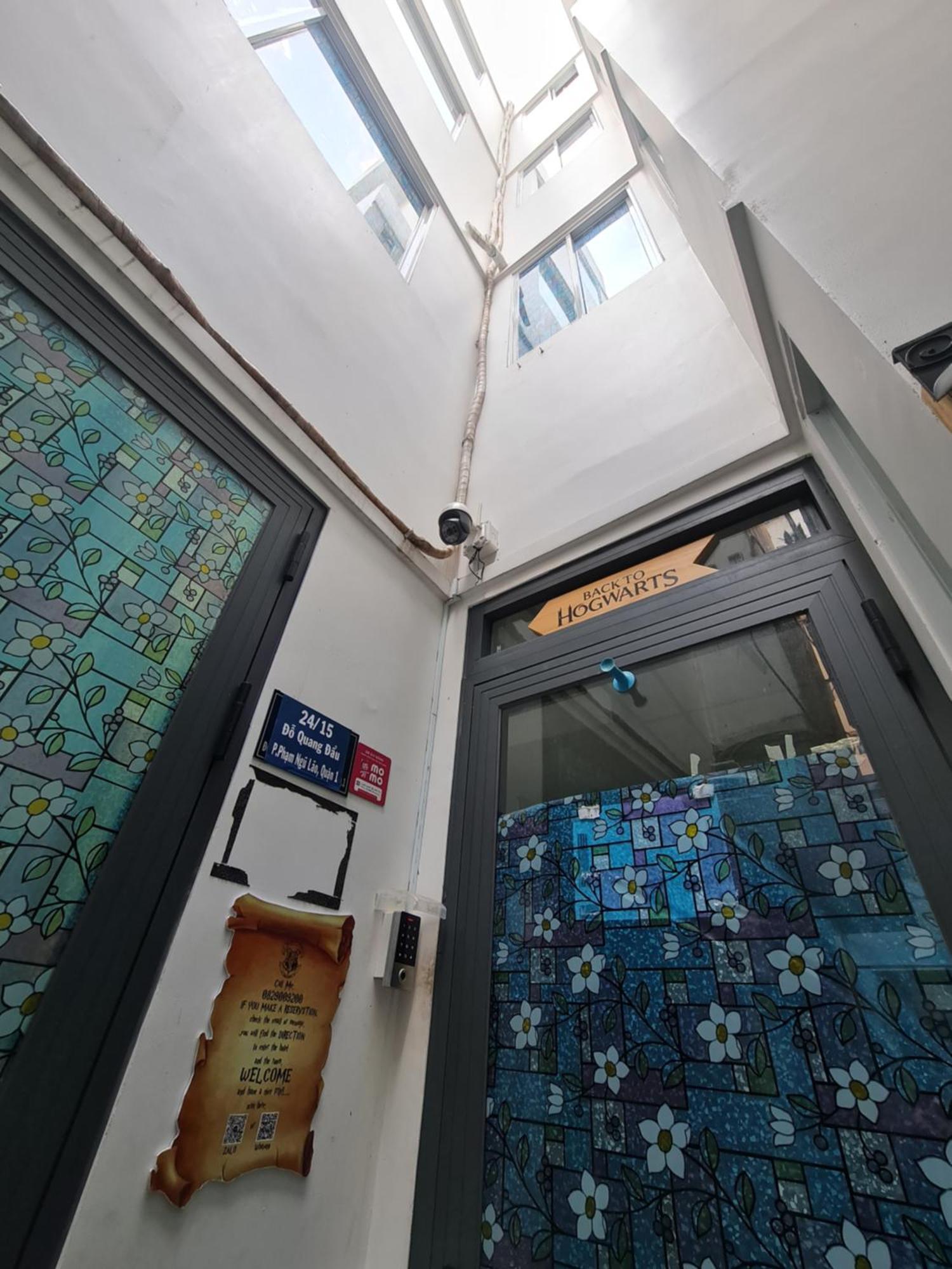 The Hidden Hogwarts - Nearly Bui Vien Walking Street Aparthotel Ho Chi Minh-byen Eksteriør bilde