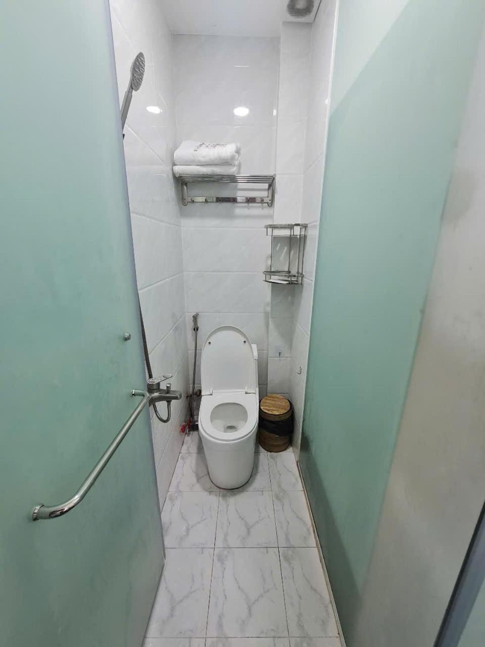 The Hidden Hogwarts - Nearly Bui Vien Walking Street Aparthotel Ho Chi Minh-byen Eksteriør bilde